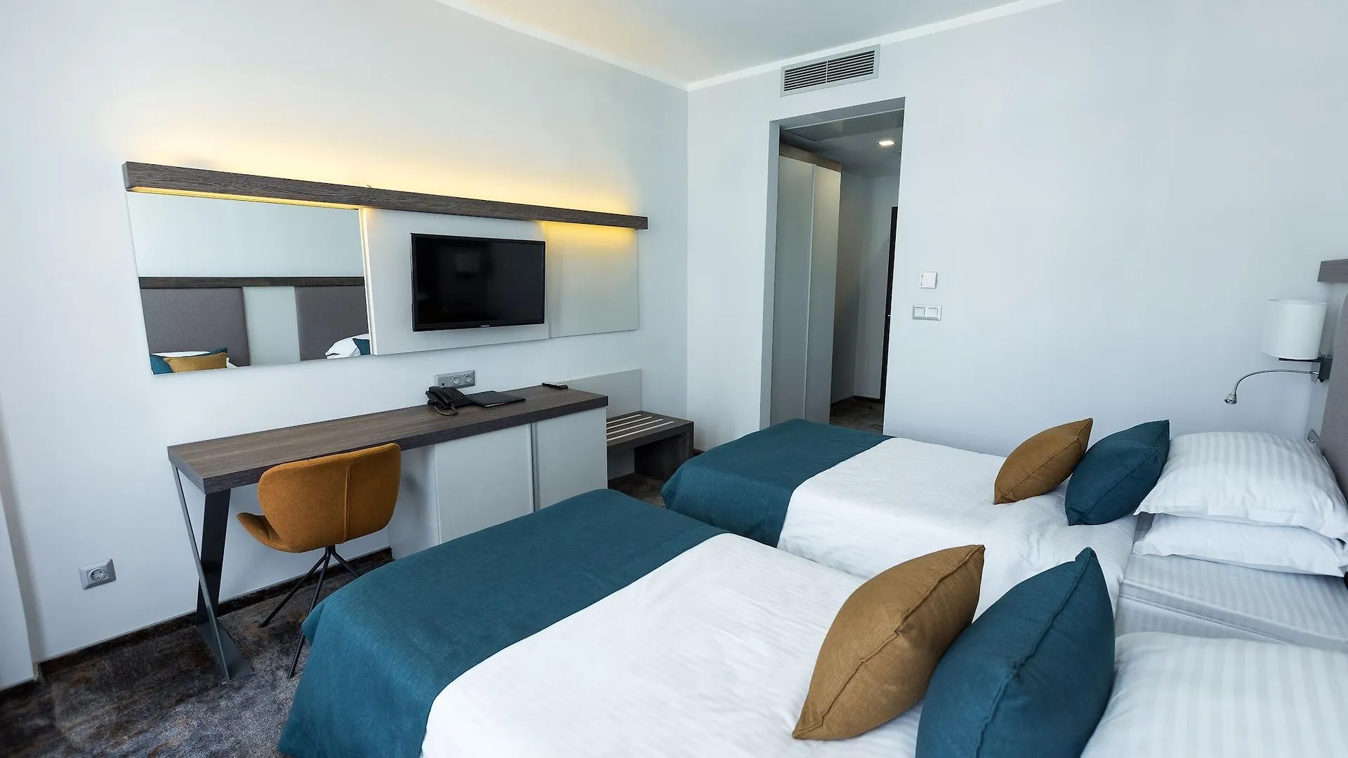 Best Western Plus Premium Inn Sunny Beach Hotel